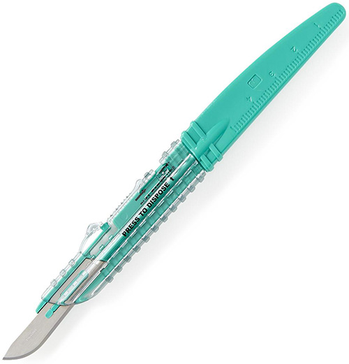 BISTURI MONOUSO STERILE FIGURA 11 10 PEZZI - Speedyfarma.it